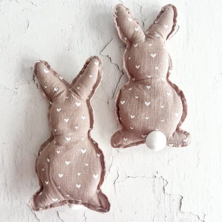 Stoff-Hase, beige, Mini- Herzen