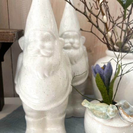 Deko-Zwerg, mit weißer Craquelé Glasur