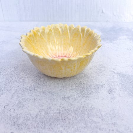 Schüssel Blume gelb