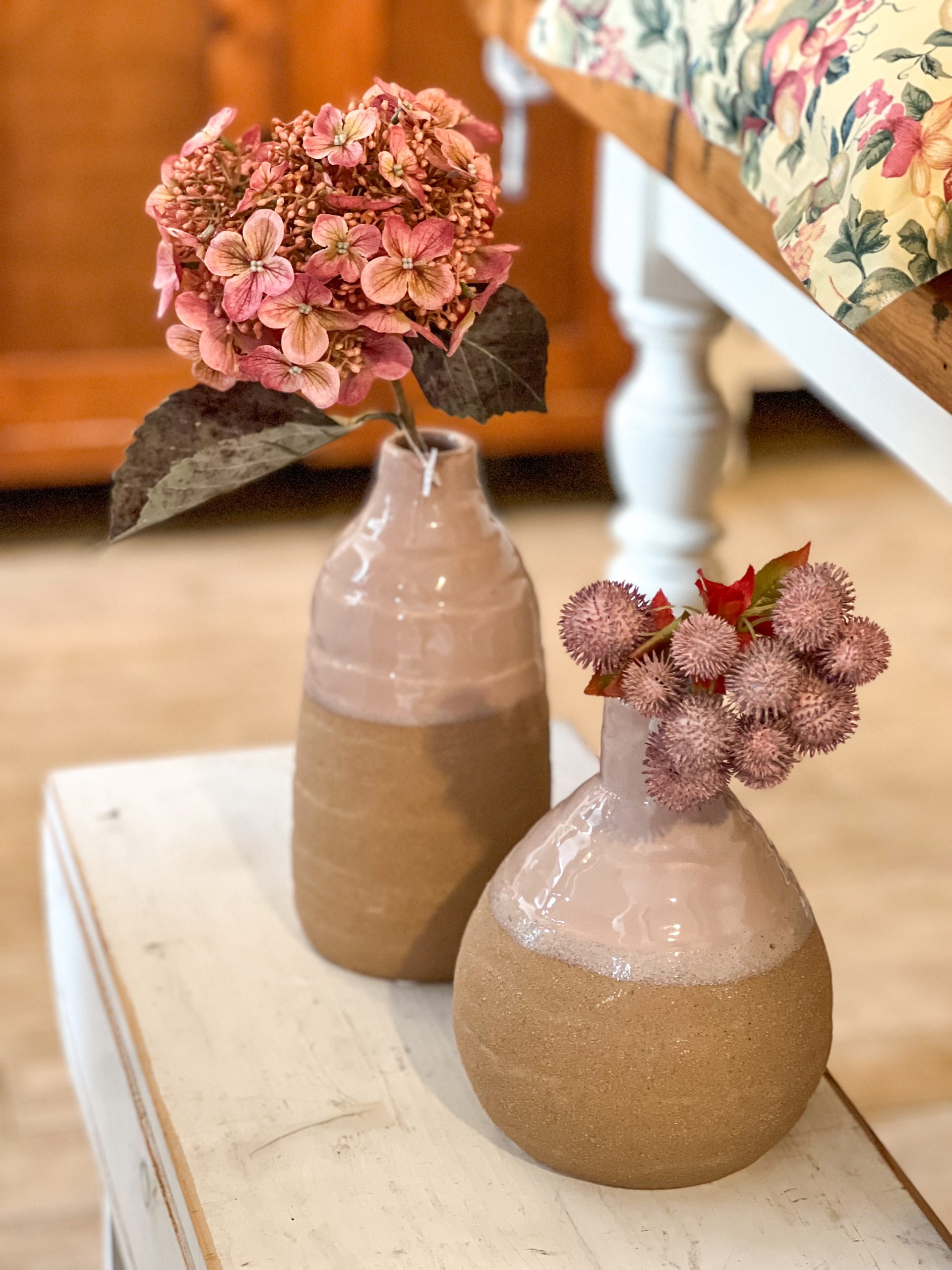 SOMMERWOCHEN-Angebot, Spätsommer: 2 Vase mit herbstlichen Blumen